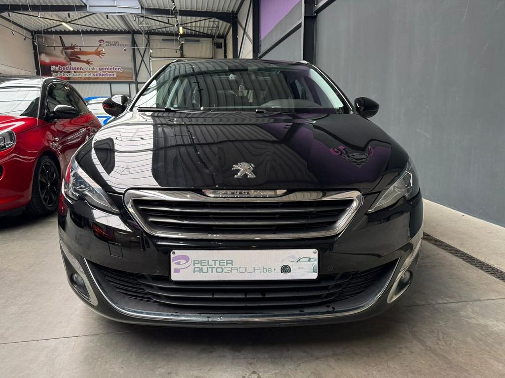 Peugeot 308 SW 1.2 PureTech GPS Camera Pano dak, Auto's, Peugeot, 0 kg, Euro 6, 0 kg, Zwart