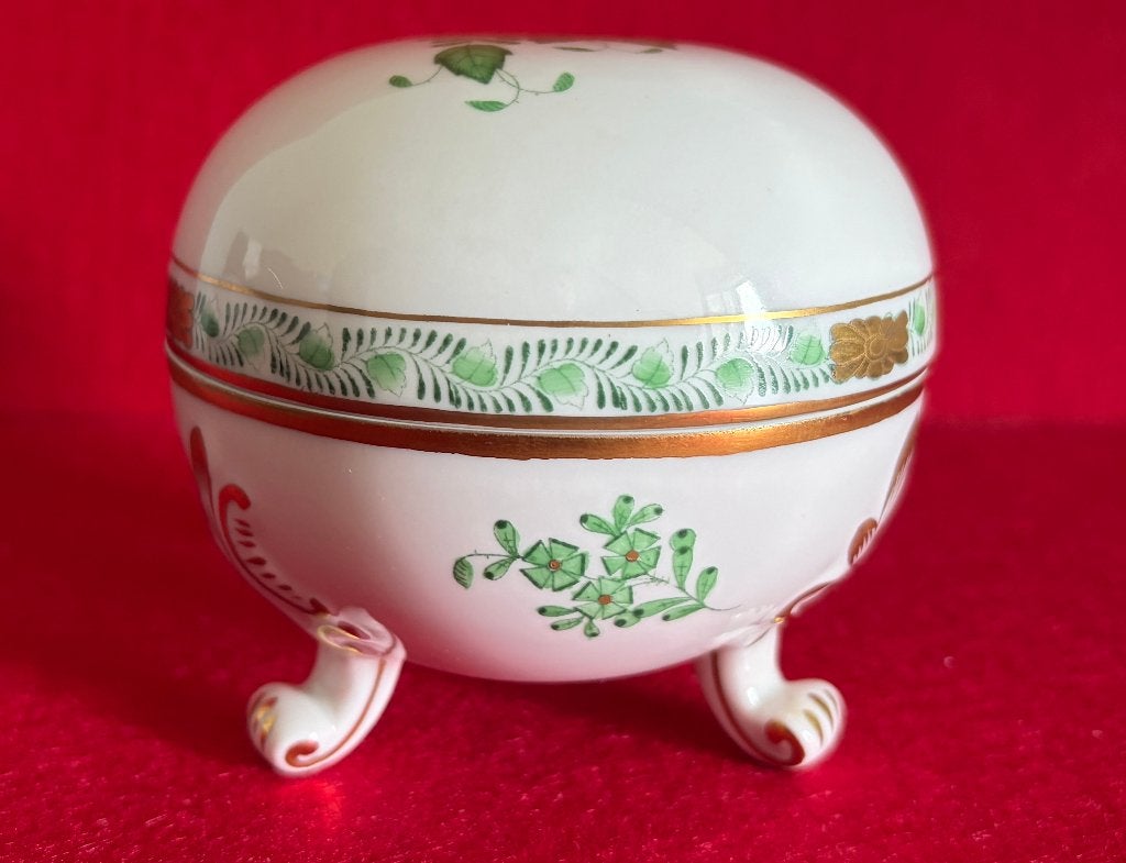 Sucrier avec couvercle en porcelaine de Herend, Enlèvement ou Envoi