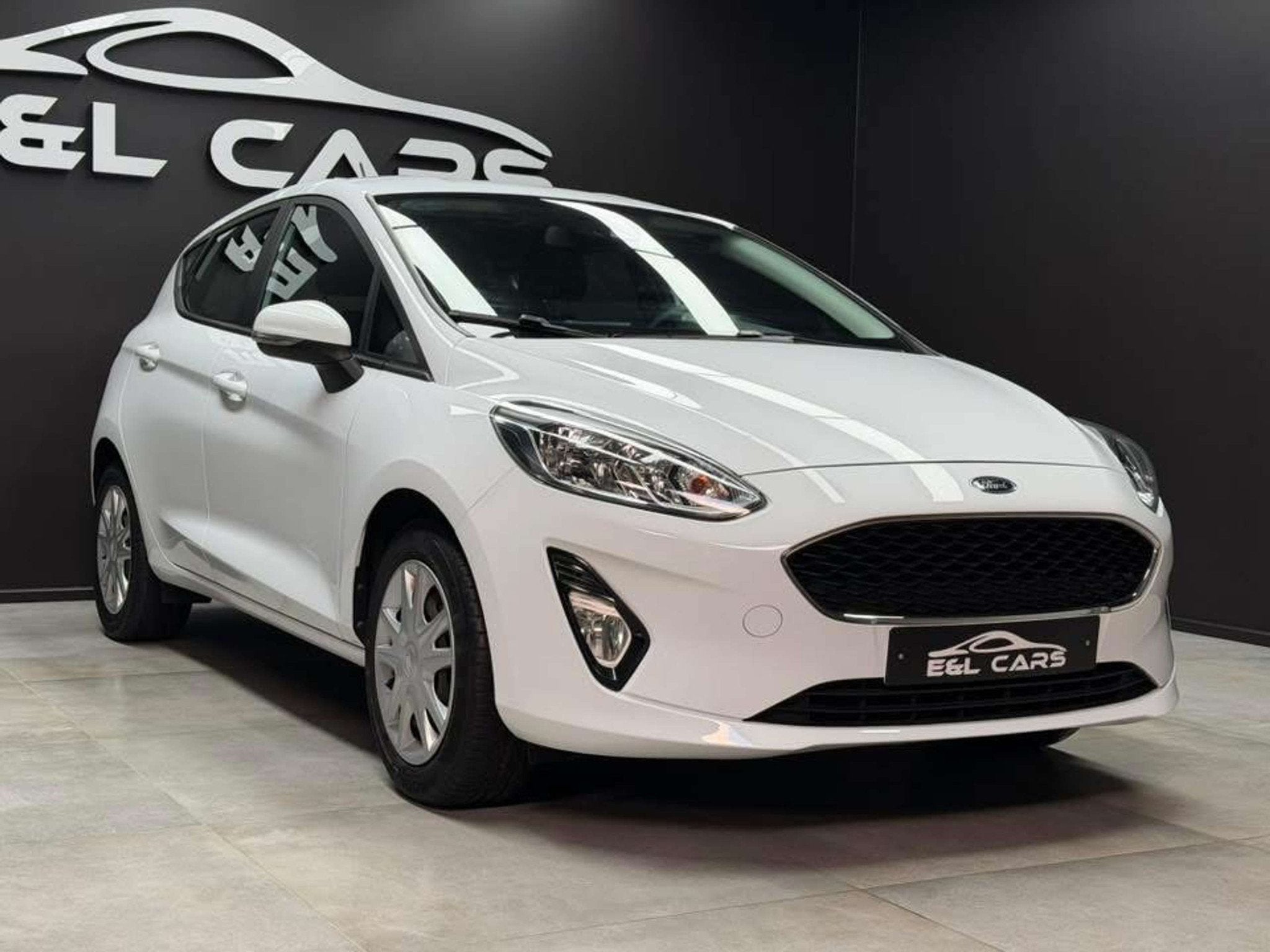 Ford Fiesta Fiesta 1.1i *12 mois de garantie* (bj 2019), Auto's, Stof, Gebruikt, Wit, Bedrijf