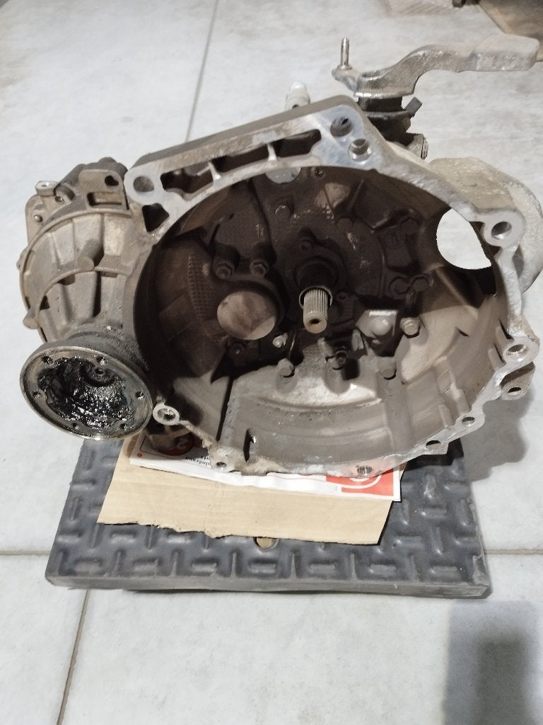 GOLF 7 TDI 1.6 HANDGESCHAKELDE VERSNELLINGSBAK, Auto-onderdelen, Ophalen, Gebruikt, Audi