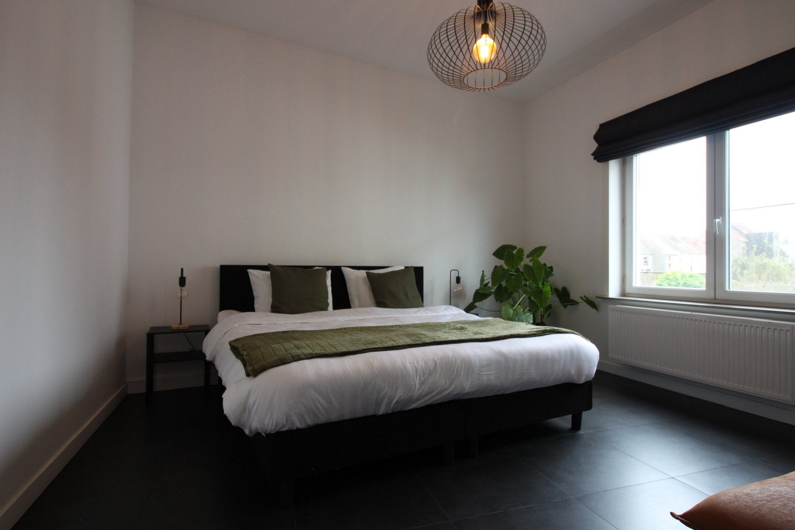 Twee persoons bed 200x200, Ophalen, Stof