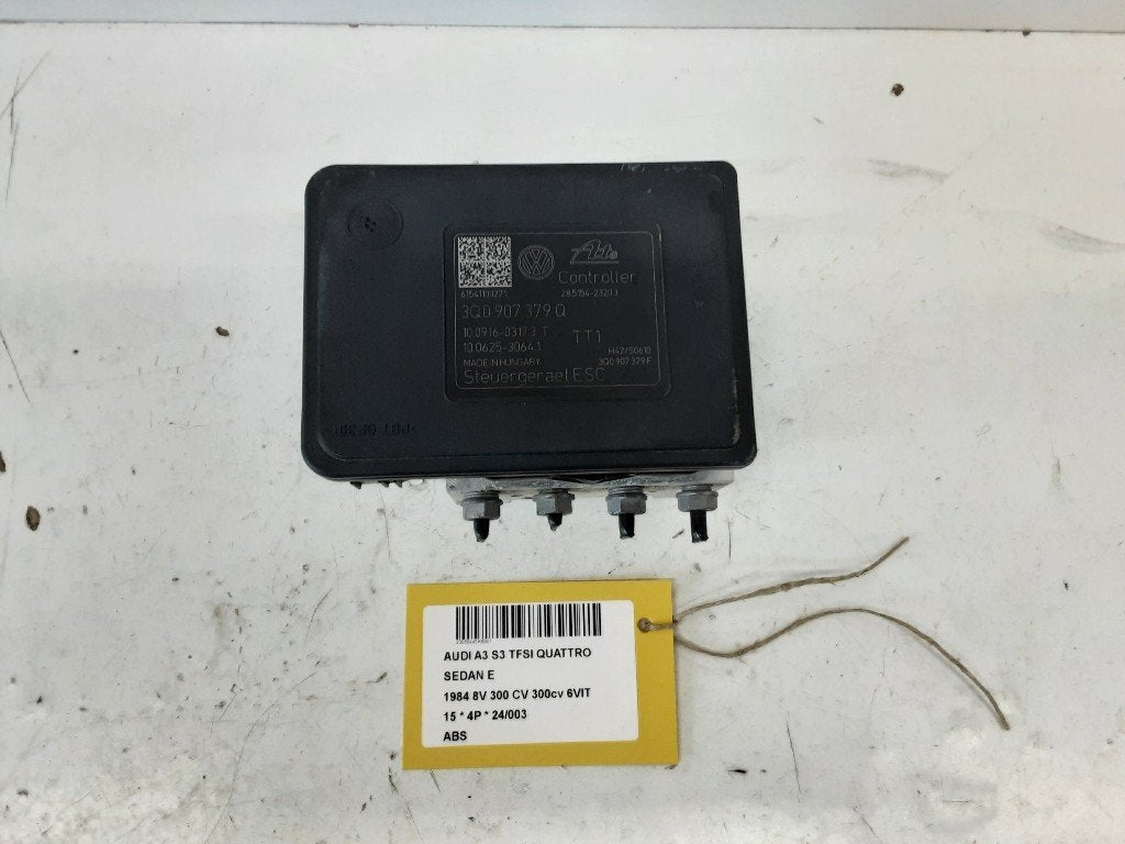 BLOC ABS (FREINS ANTI-BLOCAGE) S3 Limousine (8VM / 8VS), Auto-Union-Straße  1,
85057  Ingolstadt, DE, Info@audi.de, Audi, Utilisé