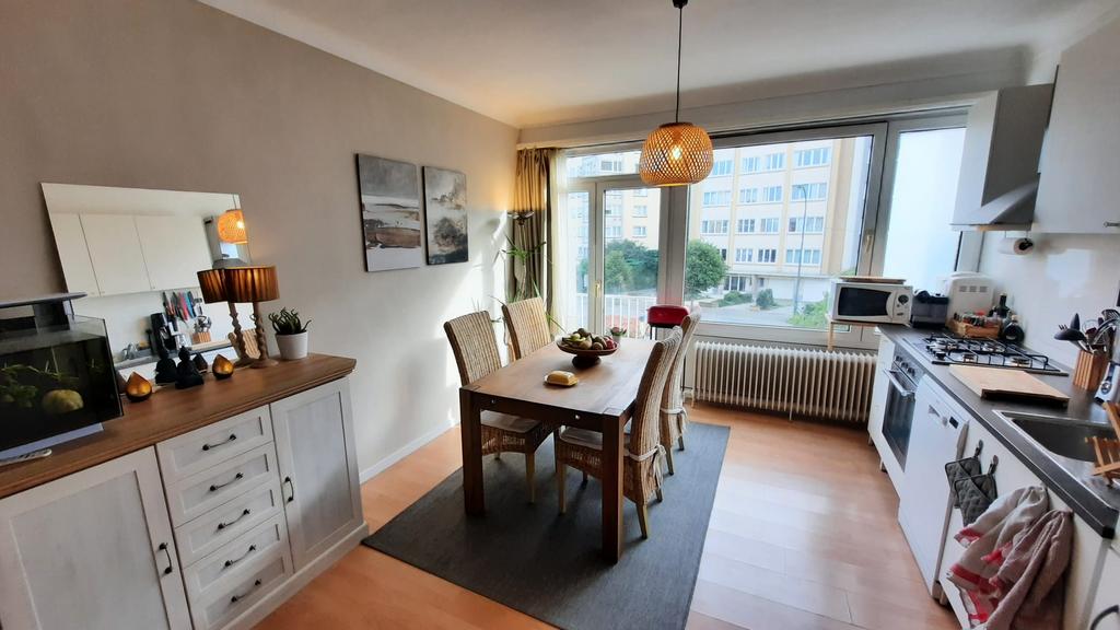 A louer :  Auderghem Appartement 1ch et 1 bur, 50 m² ou plus, Bruxelles