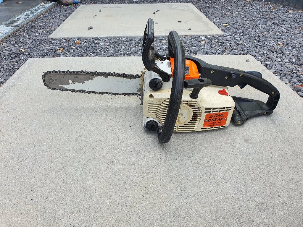 stihl 012av benzine kettingzaag kan test.werk ,als heel goed, Doe-het-zelf en Bouw, Gereedschap | Zaagmachines, Ophalen, Stihl