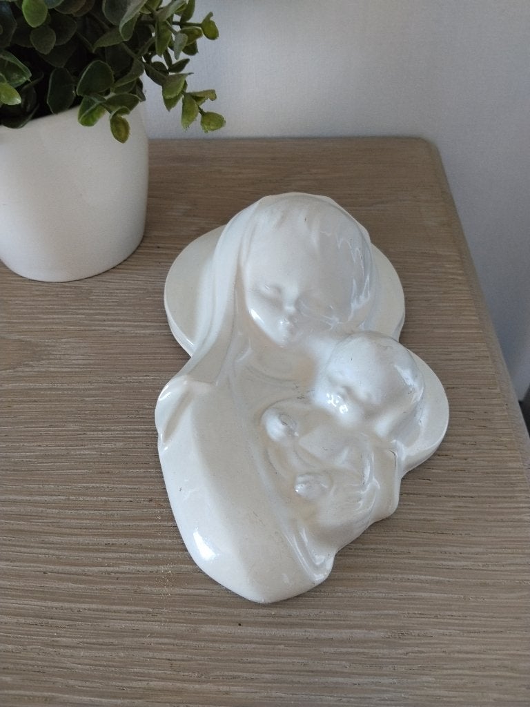 vintage keramisch beeld moeder en kind, Enlèvement ou Envoi, Pierre ou céramique, Statue