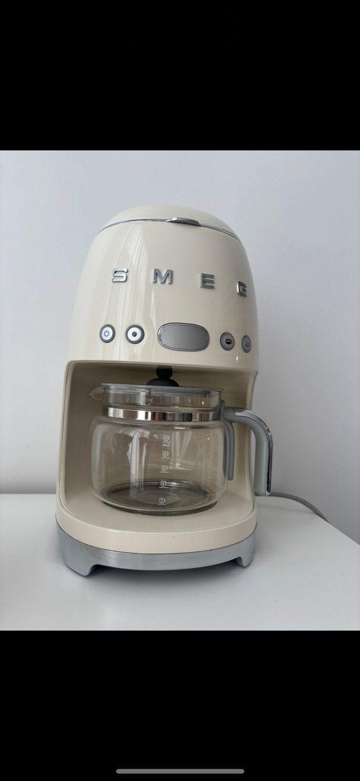 SMEG Filterkoffiezetapparaat (Crème), Ophalen, Koffiemachine, Gemalen koffie, Zo goed als nieuw