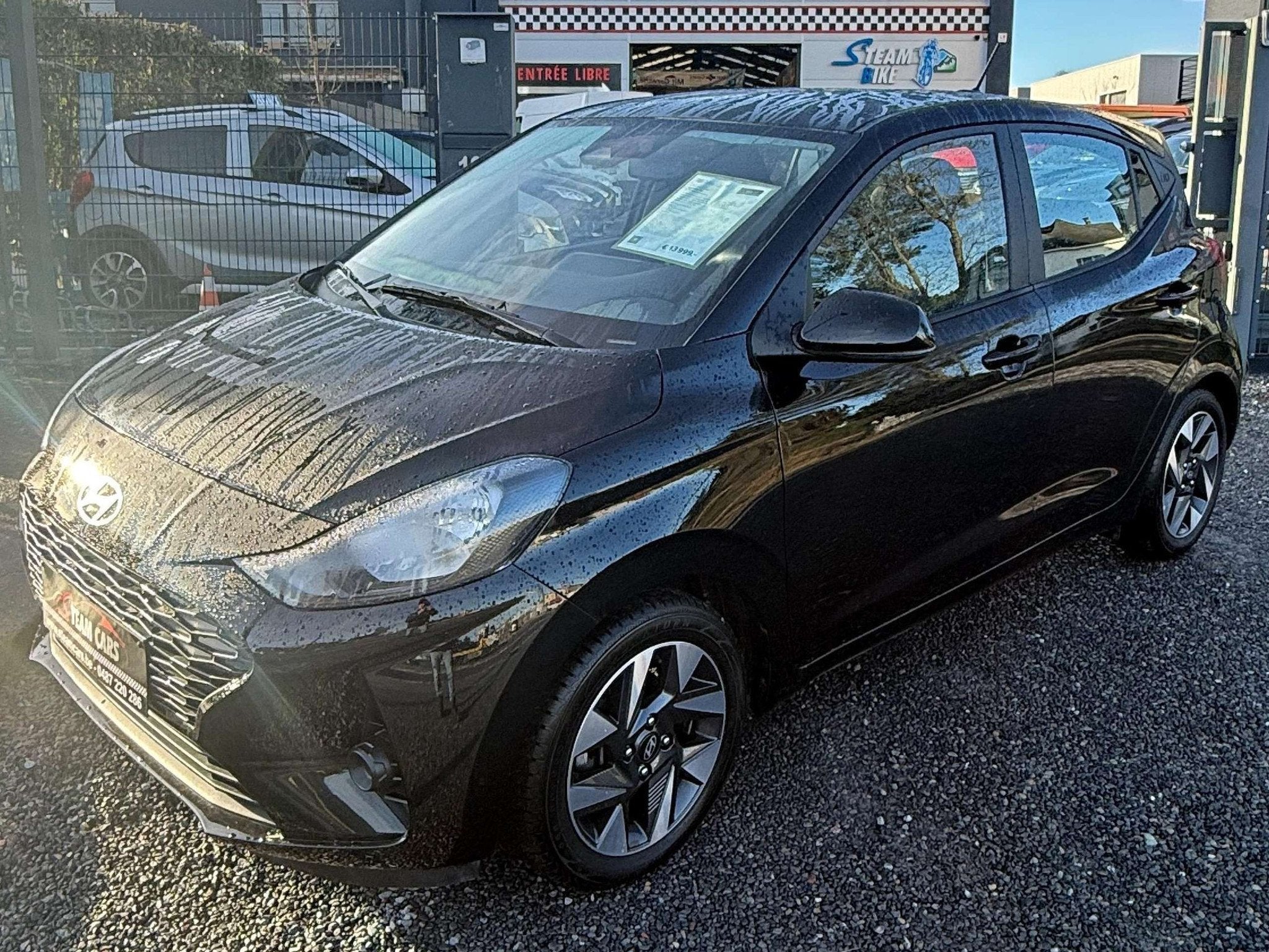 Hyundai i10 i10 1.0i Twist Techno Pack, Autos, Argent ou Gris, Achat, 998 cm³, Euro 6