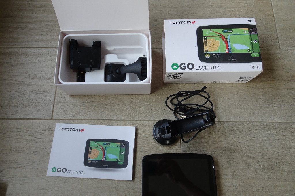 Tom Tom essential 6 inch screen, Auto diversen, Ophalen of Verzenden