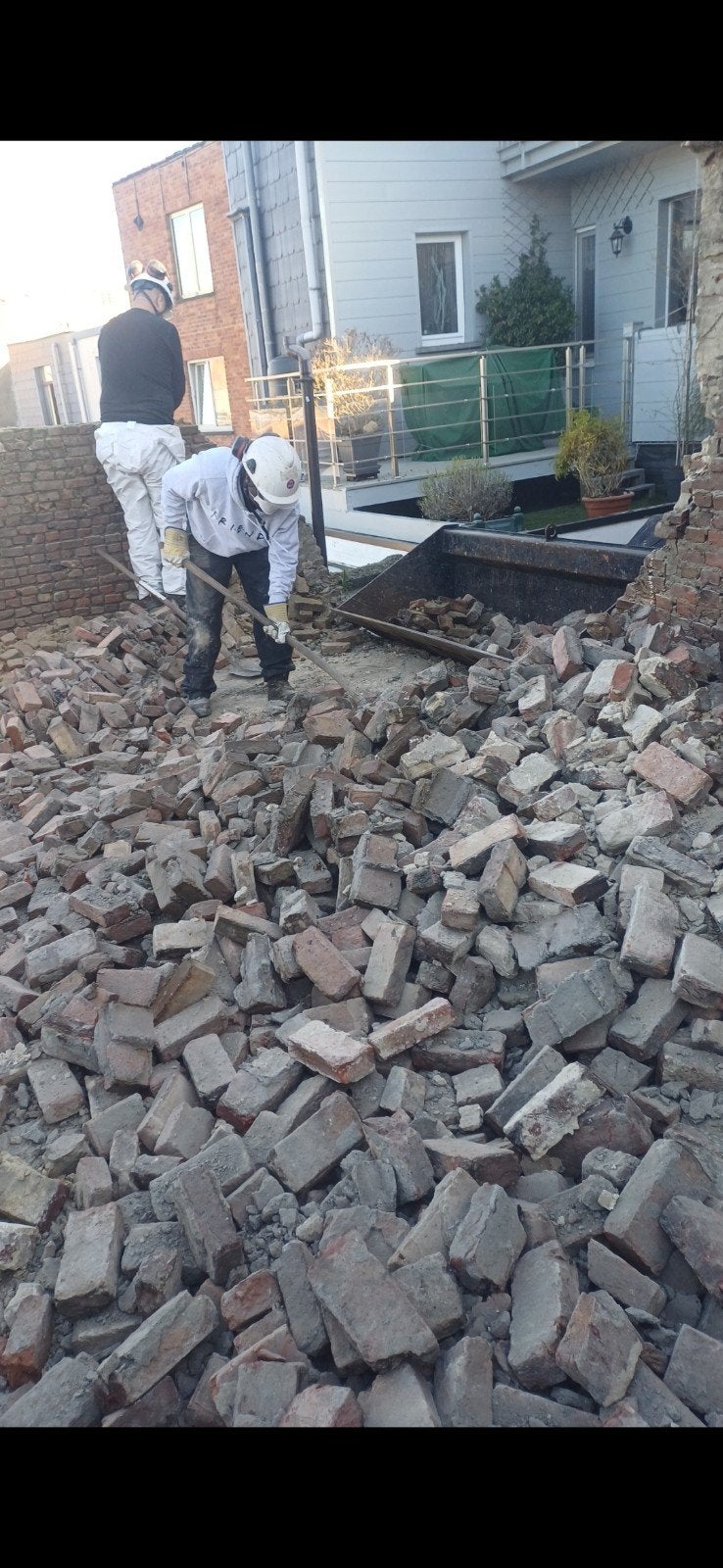 Renovatie, Diensten en Vakmensen