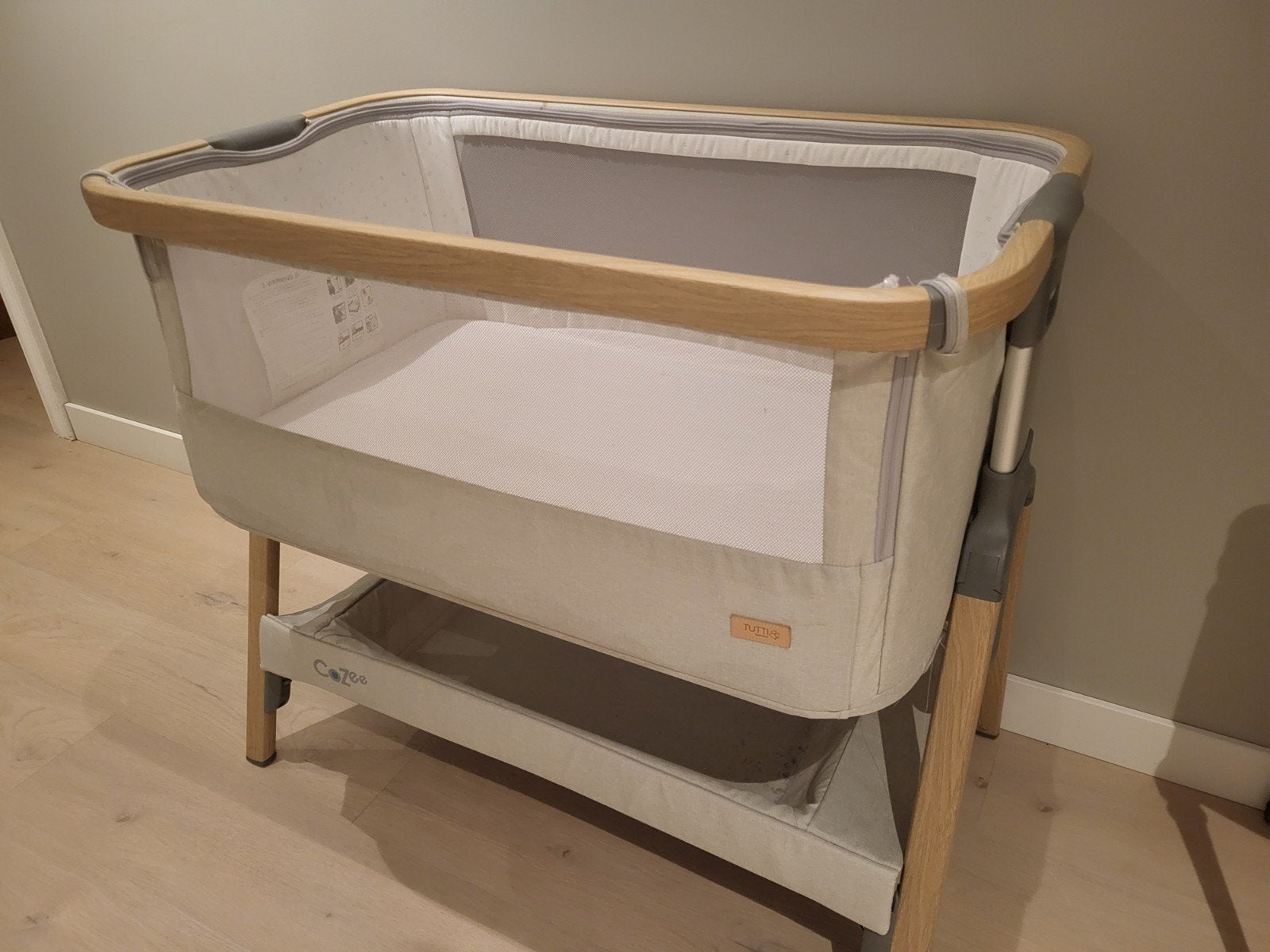 Tutti Bambini CoZee Cosleeper + aerosleep matras en hoes, Kinderen en Baby's, Ophalen