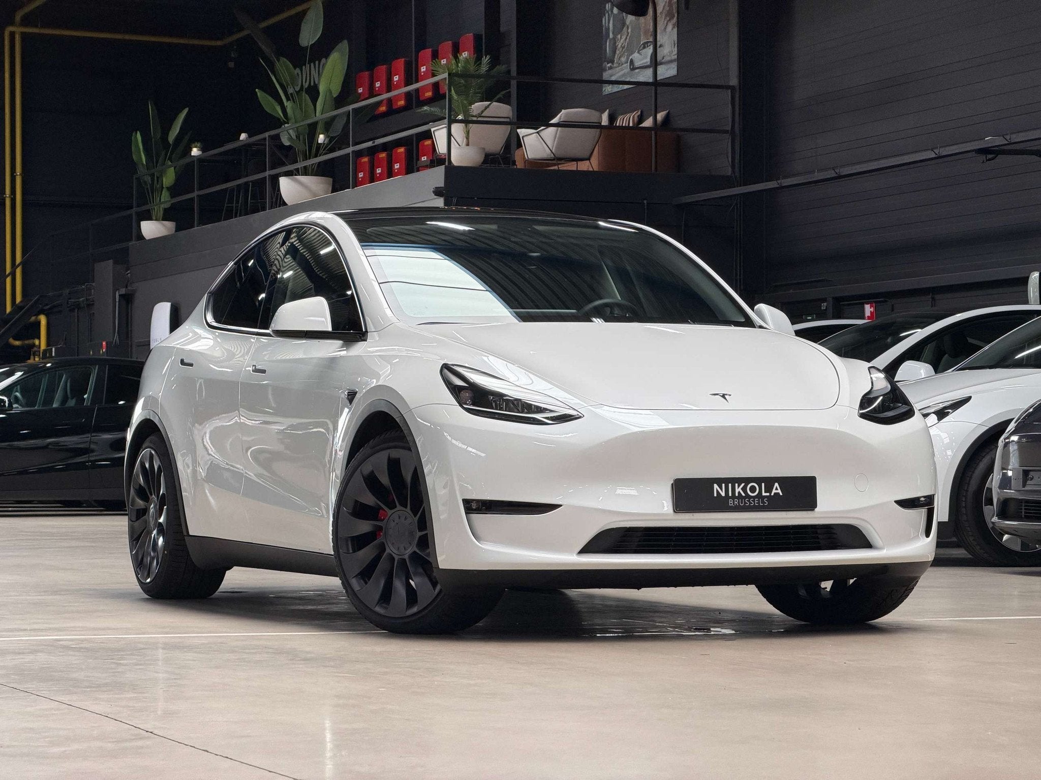 Tesla Model Y PERFORMANCE - ALL WHEEL DRIVE - 20" WHEELS - C, Autos, Tesla, Entreprise, Achat, Model Y, 4x4, ABS, Phares directionnels