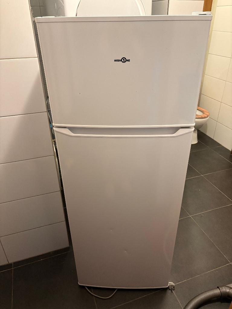 Frigo combiné HIGH ONE - Fonctionne parfaitement  - Bon état, Electroménager, Avec compartiment congélateur, Utilisé, 45 à 60 cm