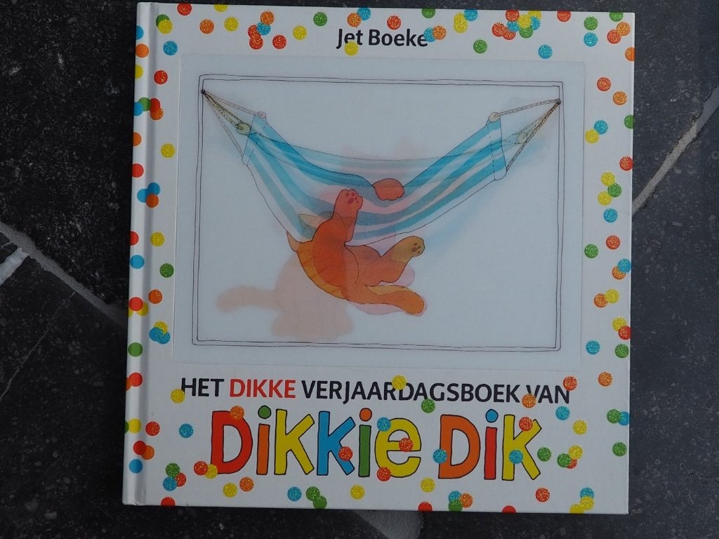 Het dikke verjaardagsboek van Dikkie Dik, Enlèvement ou Envoi