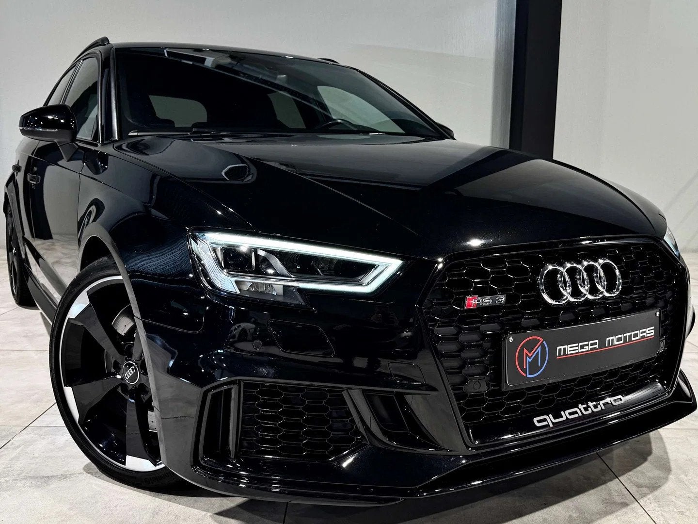 Audi RS3 2.5 TFSi 400CV SHADOW LiNE QUATTRO ViRTUAL COCKPiT, Auto's, Automaat, https://public.car-pass.be/vhr/04cbec7a-1d77-4b31-aefc-bf3e2f4d13b8