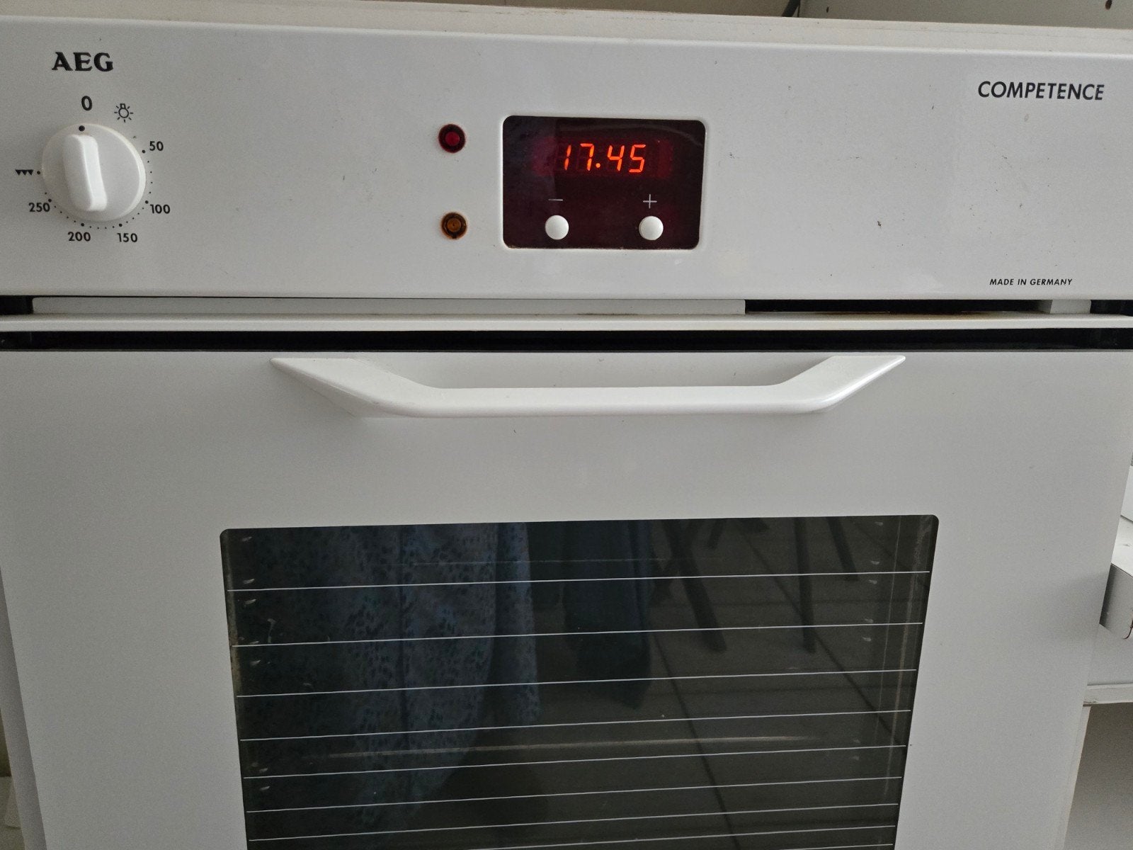 par exemple, four encastré, Electroménager, Enlèvement, AEG