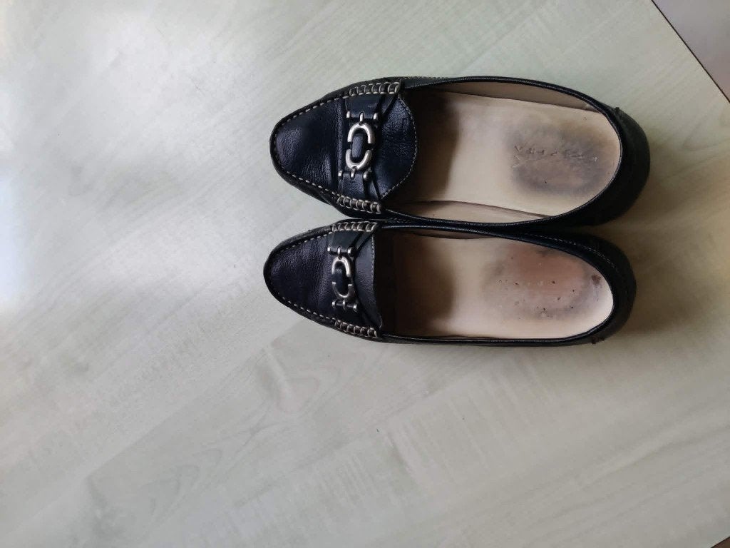 Damesschoenen in heel goede staat. Maat  39. Merk : GEOX, Vêtements | Femmes, Geox, Enlèvement ou Envoi, Comme neuf, Autres types