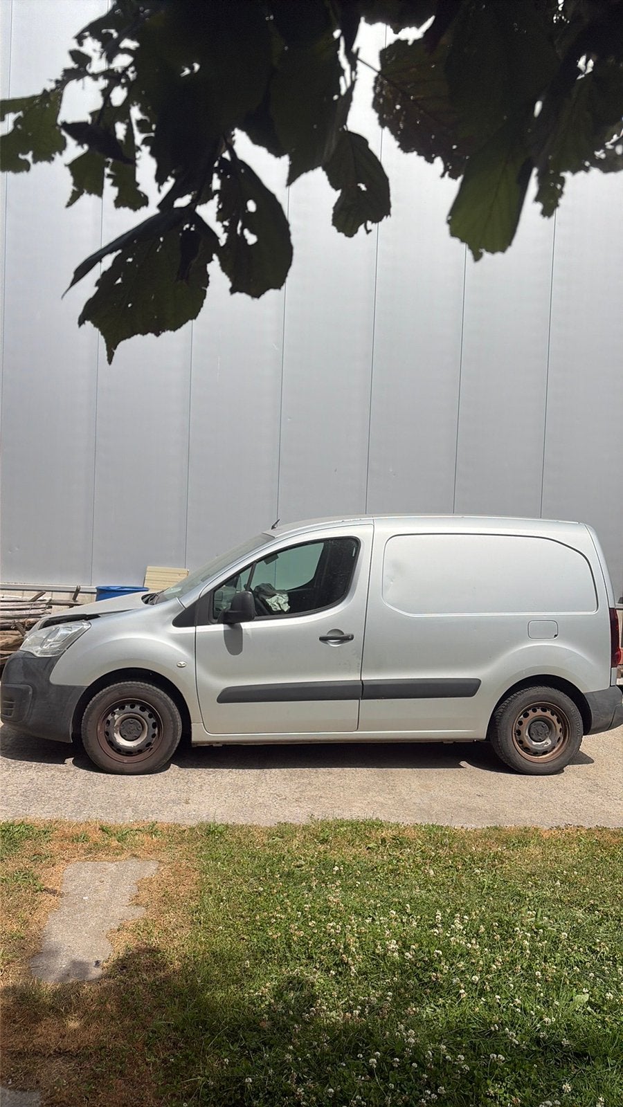 Peugot partner 180.000km accident, Auto's, Peugeot, Particulier, Te koop, Partner, 3 zetels