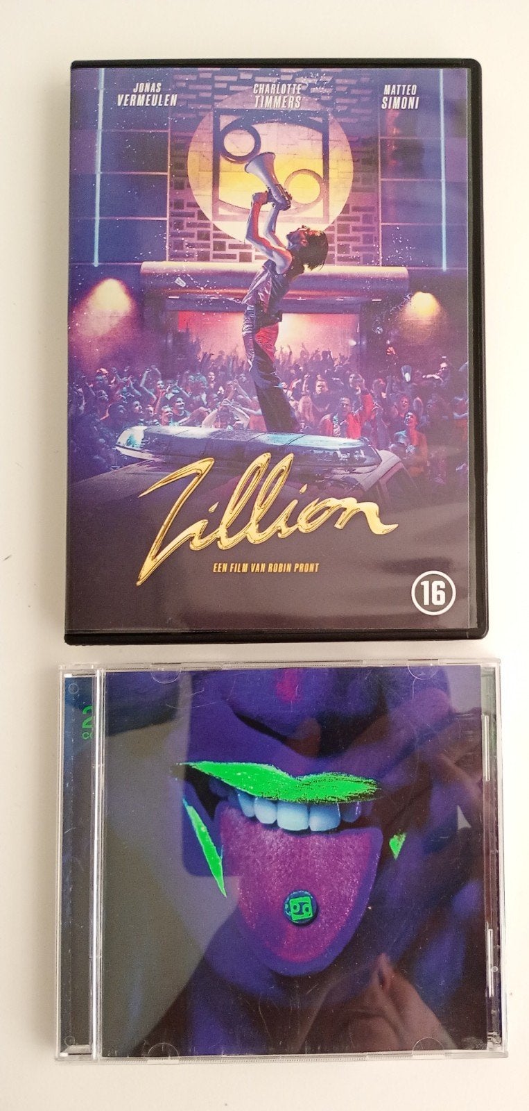 Zillion dvd + Zillion dubbel cd, Ophalen of Verzenden, Gebruikt, Verzamelalbum