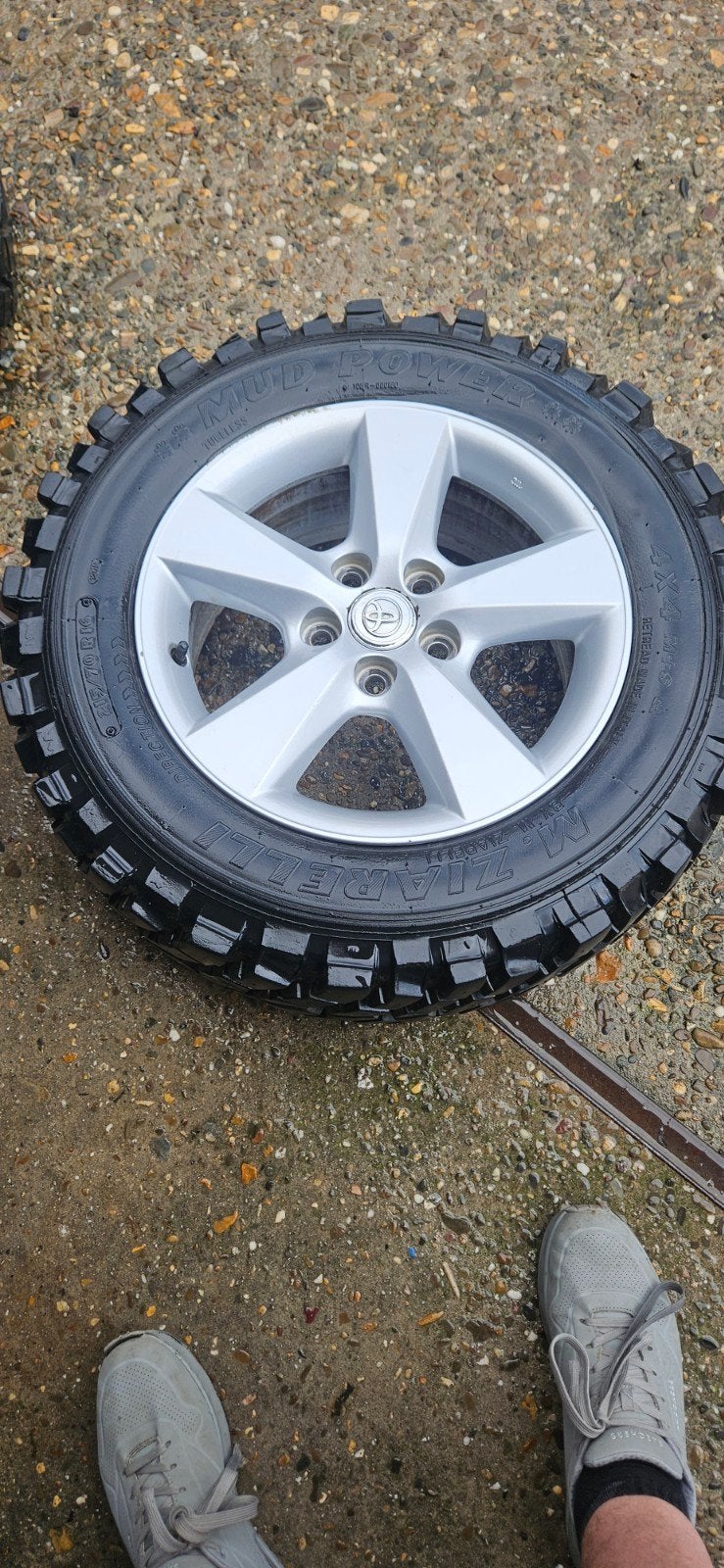 velgen met off road banden voor toyota RAV4, Auto-onderdelen, Banden en Velgen, Ophalen, Band(en)