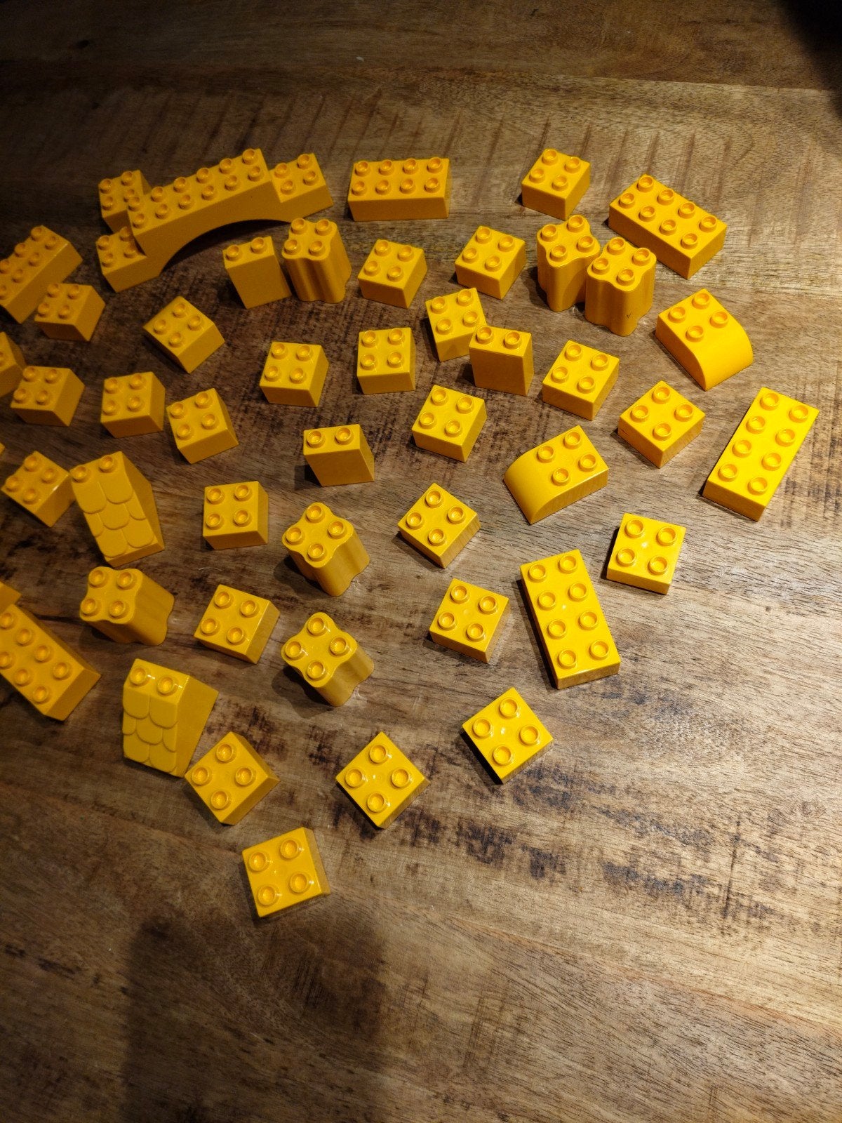 50 lego duplo donker gele blokken, Ophalen of Verzenden, Duplo