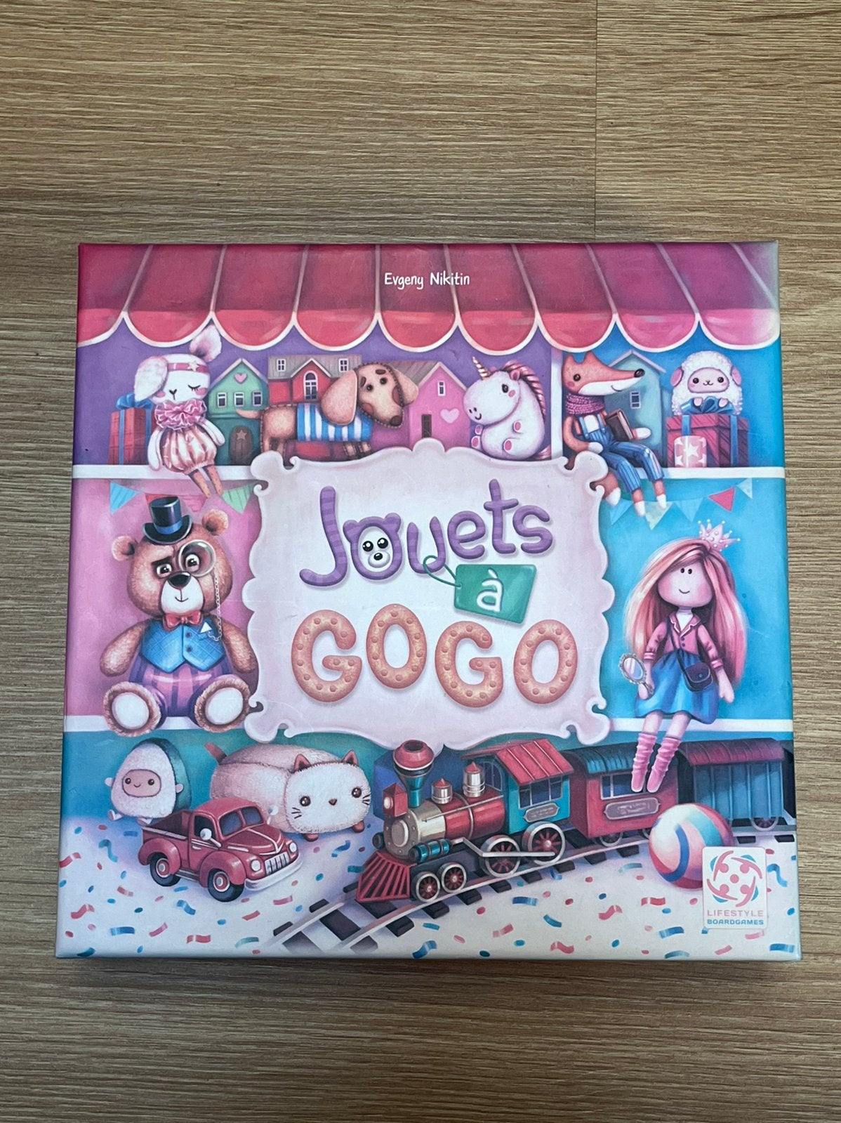 Jouets à gogo, Trois ou quatre joueurs, Enlèvement ou Envoi, Utilisé