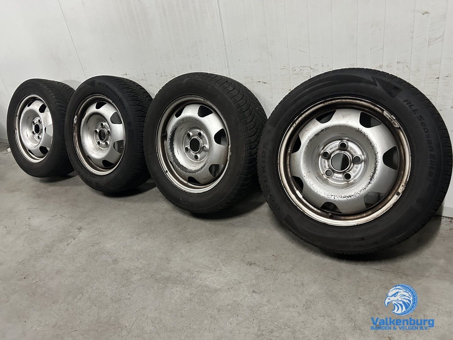 6-7mm! Originele VW Transporter T5 GP T6 T6.1 17 inch stalen, Auto-onderdelen, Banden en Velgen, -, -, Banden en Velgen, 17 inch