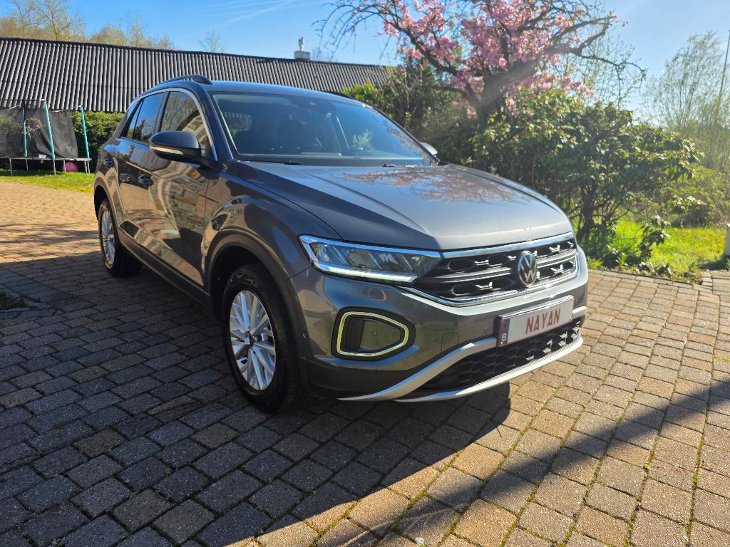 Volkswagen T-Roc 1.0 TSI Life Business | CarPlay | Garantie, Autos, Volkswagen, Achat, Euro 6, Entreprise, Noir