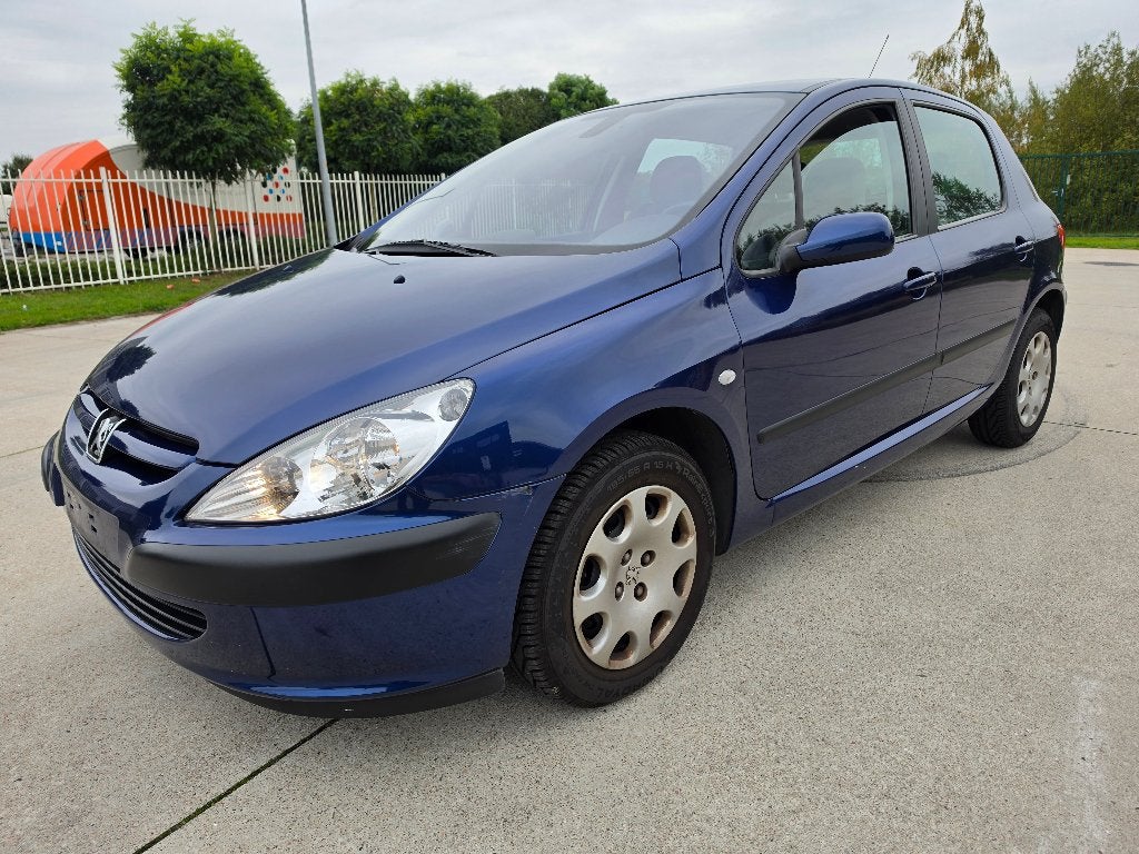 Peugeot 307 1.6i Airco 63.000 km Blanco Gekeurd v Verk, Auto's, Electronic Stability Program (ESP), https://public.car-pass.be/vhr/bc60e69b-8bf9-4274-bd6d-ec346faec1ec