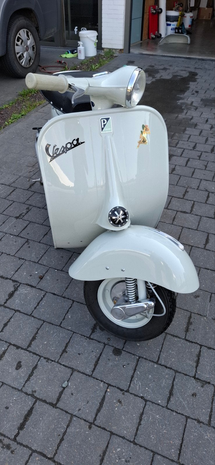 Vespa vna, Ophalen, Vespa