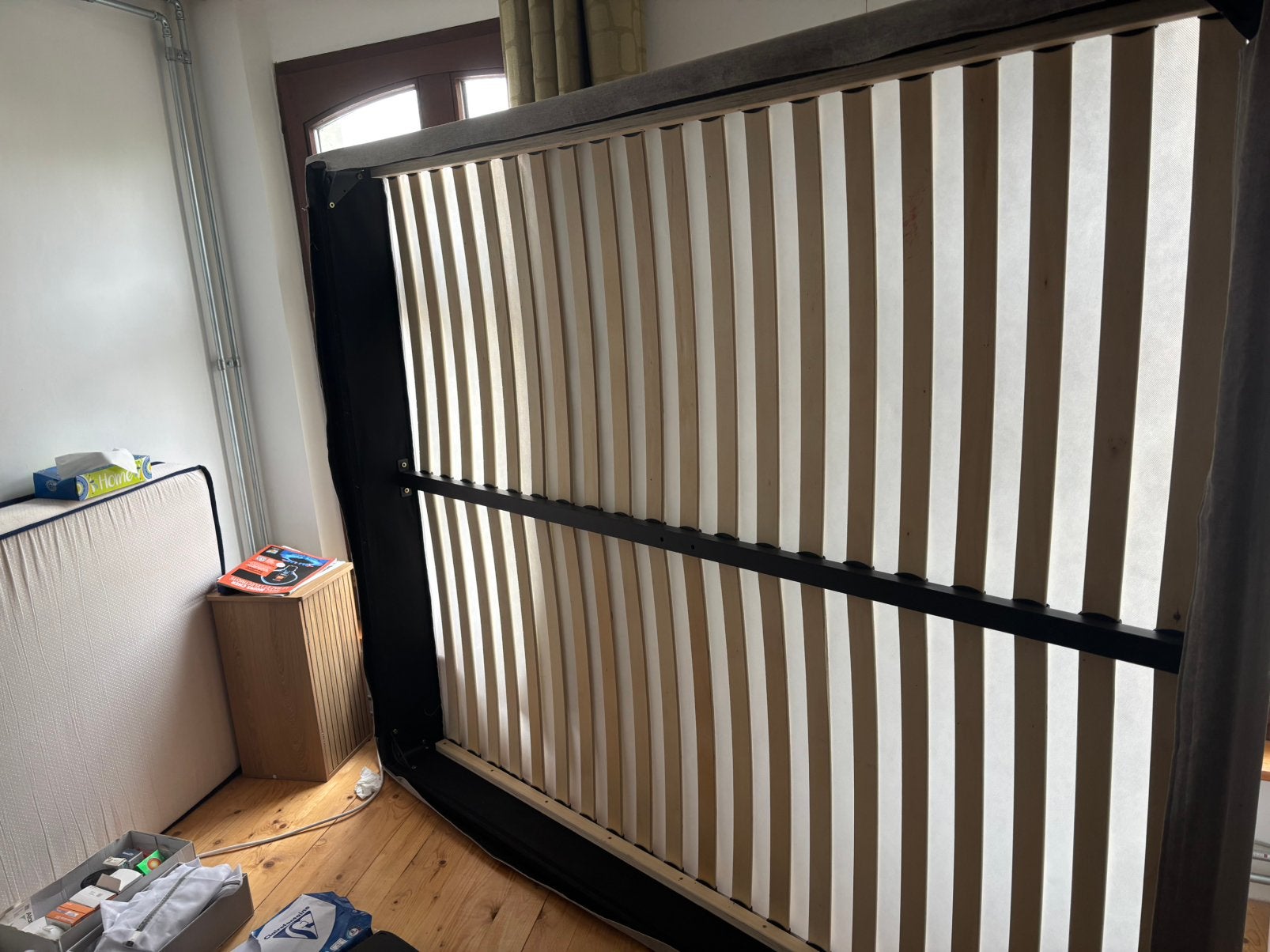 Sommier lit + matelas servi 6 mois., Province de Hainaut