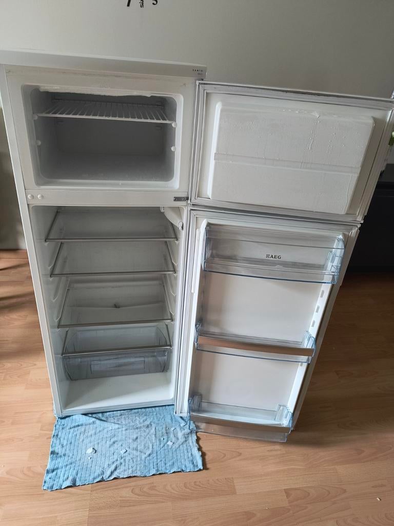 Frigo met vriesvak AEG, Enlèvement, Avec compartiment congélateur