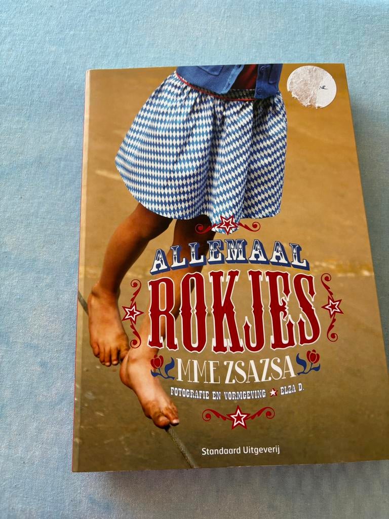 Boek allemaal rokjes nieuw, Boeken, Ophalen of Verzenden, Zo goed als nieuw