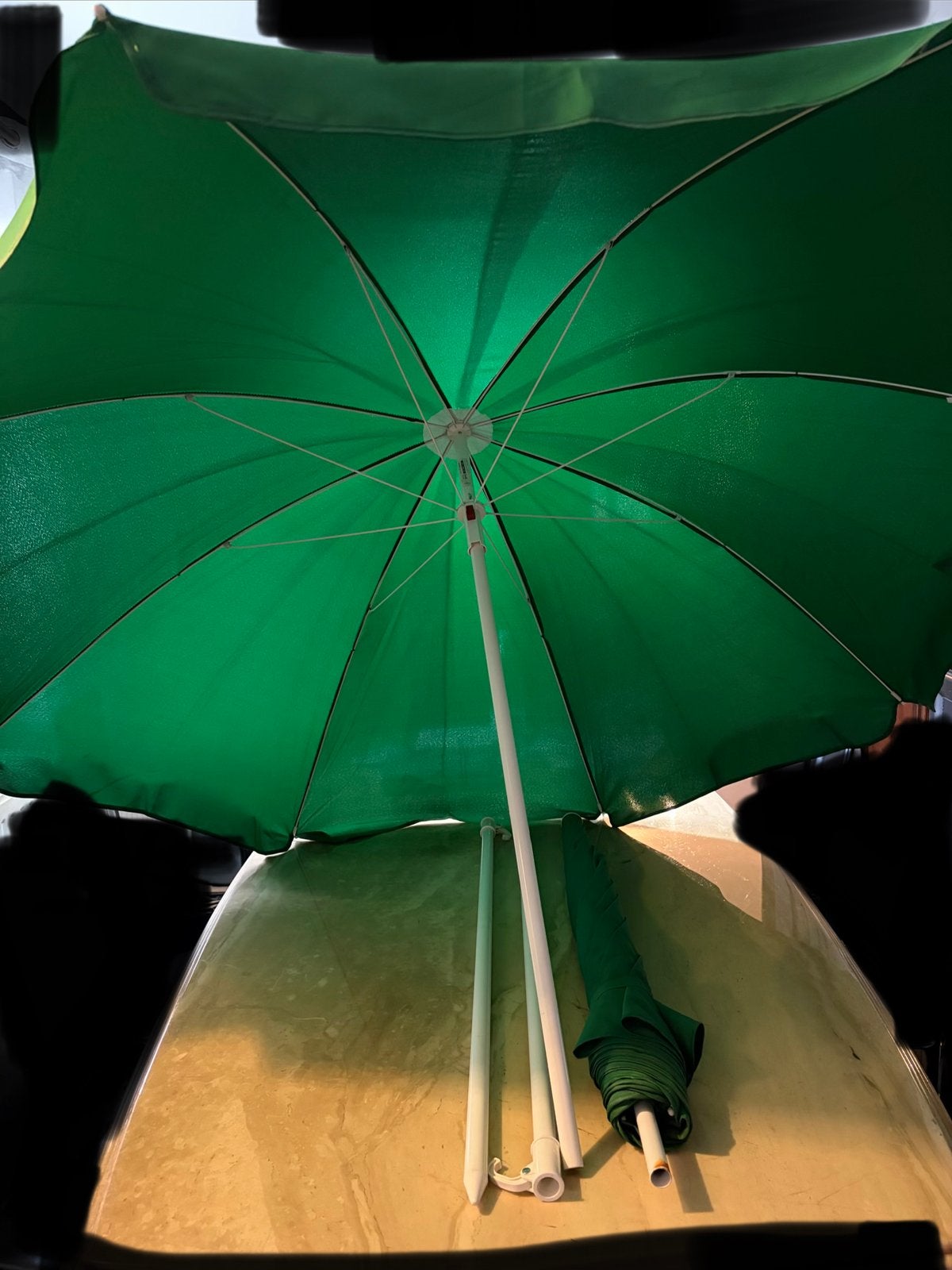 2 parasols de jardin vert foncé – Ø 180 cm – Vente à l’unité, Enlèvement ou Envoi, Comme neuf