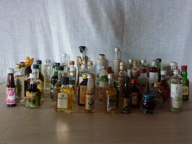 Mini drankflesjes.( 40-tal ), Ophalen of Verzenden