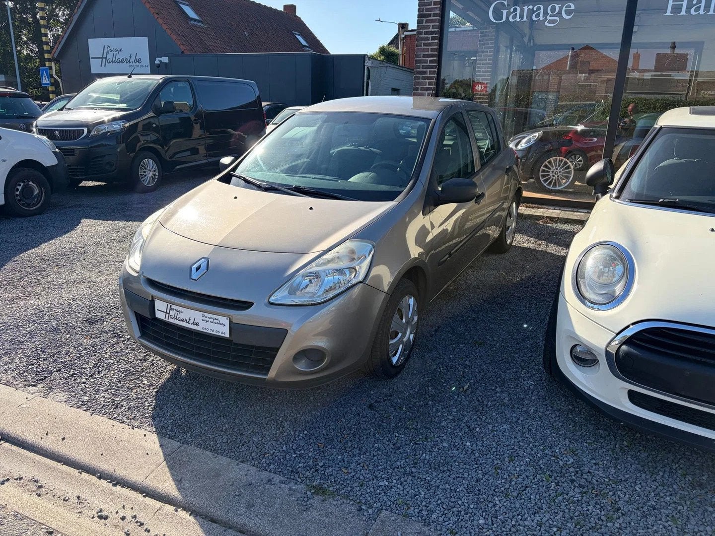 Renault Clio, 139 g/km, Entreprise, 1165 kg, Capteur de lumière