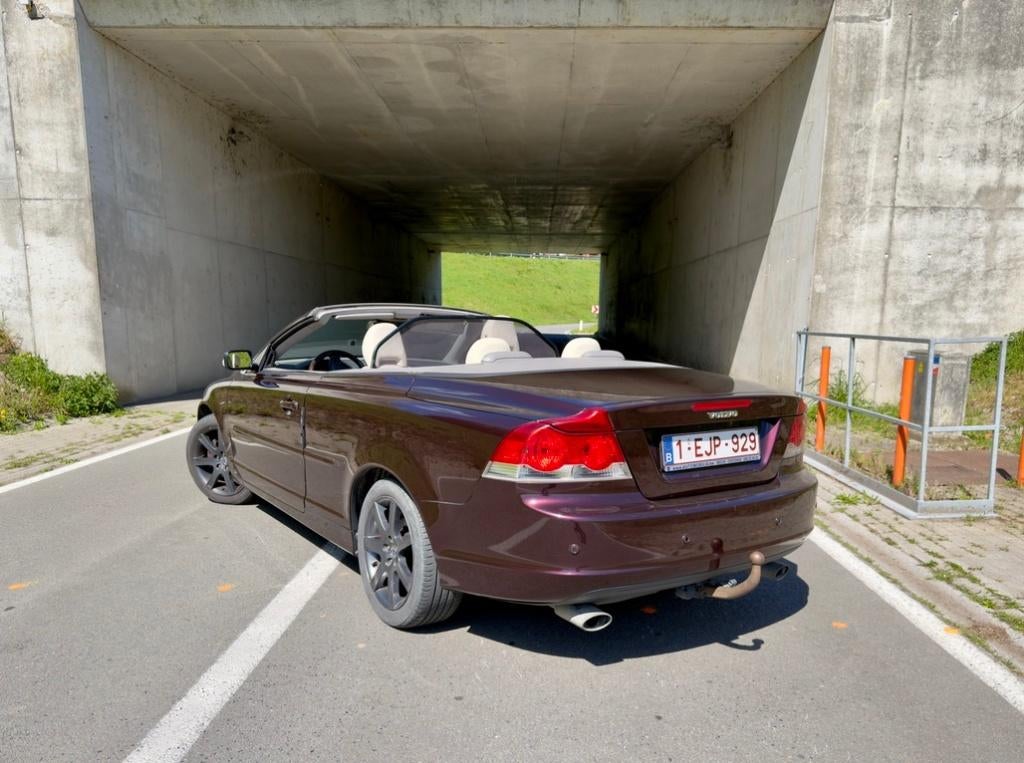 VOLVO C70 Summum Cabriolet | CUIR | PDC | NAVI | CLIMA, Beige, Entreprise, Cabriolet, Boîte manuelle