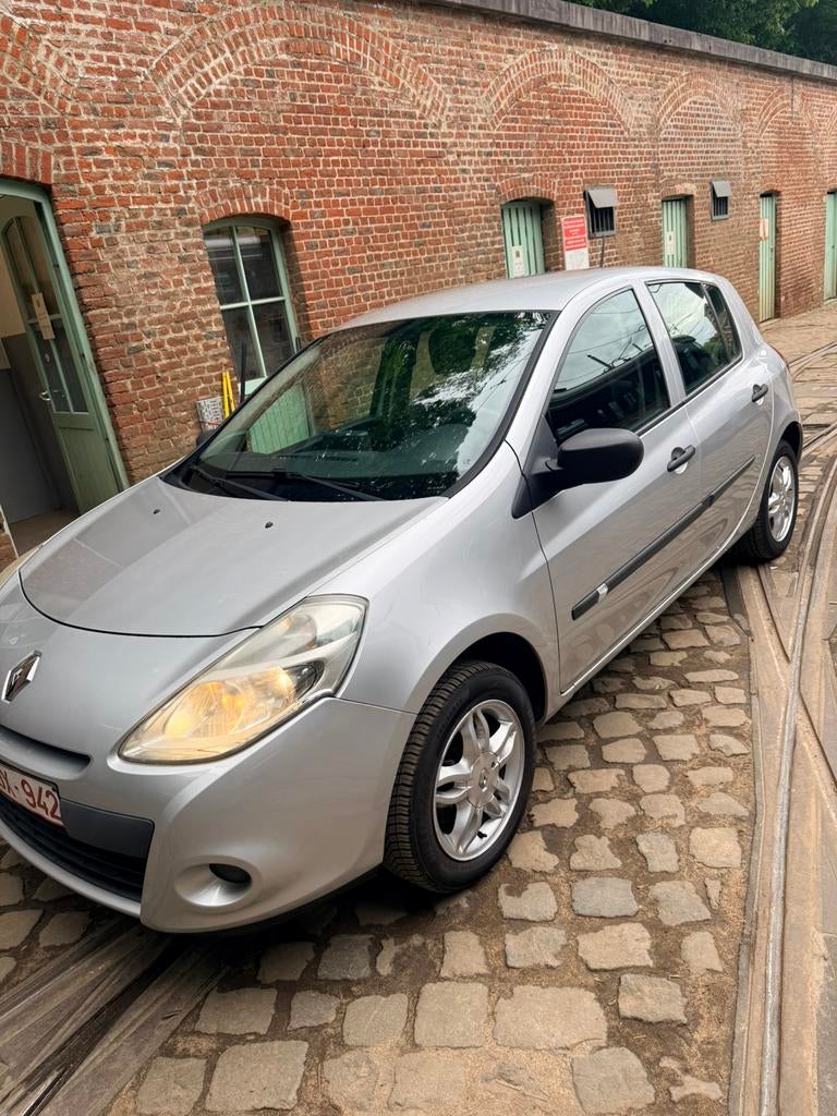 Renault clio, Autos, Argent ou Gris, Achat, 4 portes, Boîte manuelle