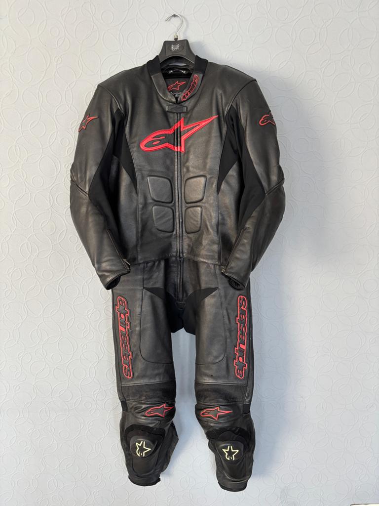 Combinaison de moto 1 pièce en cuir Alpinestars, Motos, Enlèvement, Pantalon | cuir