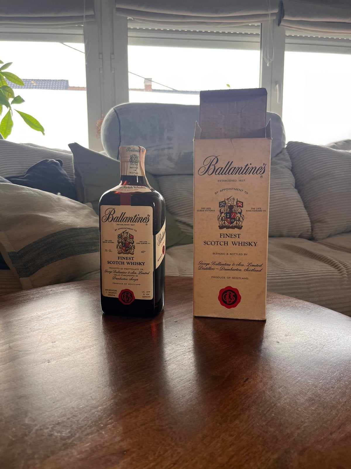 Vintage Ballantine’s Finest – jaren 60 – ongeopend + doos, Verzamelen, Ophalen, Zo goed als nieuw, Vol