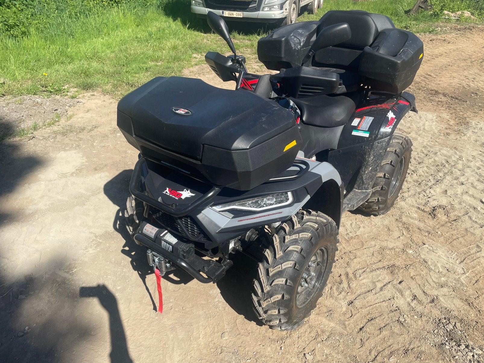 Quad agricole 500cc 4x4 avec coffres, Motos