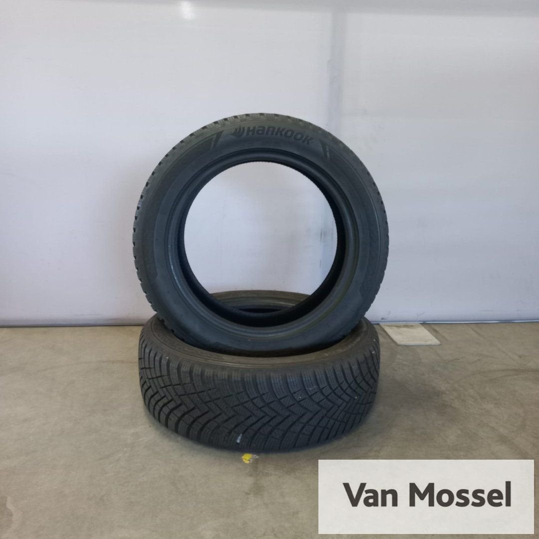 Hankook Winter I * Cept RS3 215/55/R17 98V, Auto-onderdelen, Banden en Velgen, -, -, 17 inch, Band(en)