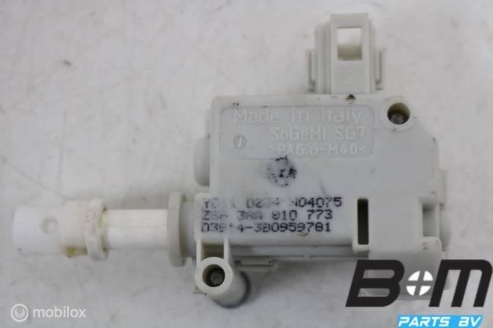 Stelmotor tankklep VW Passat B7 3B0959781B, Auto-onderdelen, Gebruikt