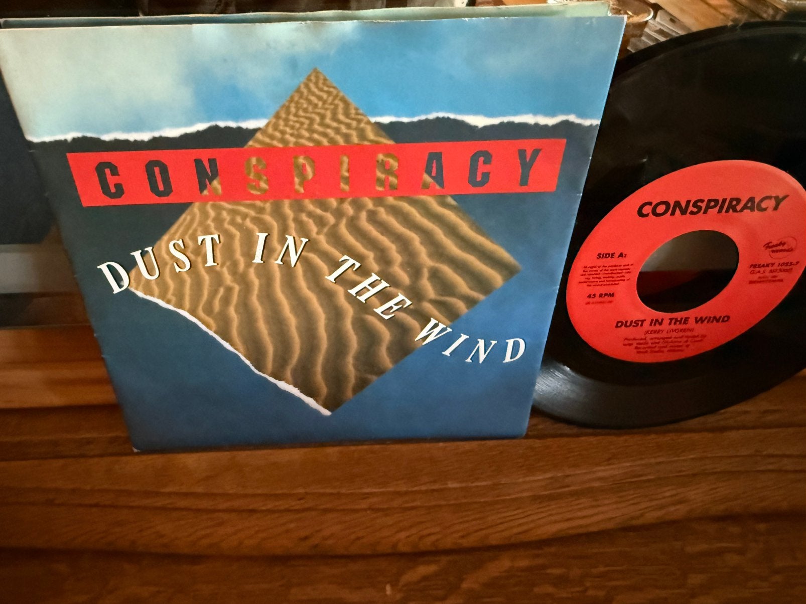 Dust In The Wind - Banjo Goes House, Originele persing, 7 inch, Ophalen of Verzenden, Zo goed als nieuw