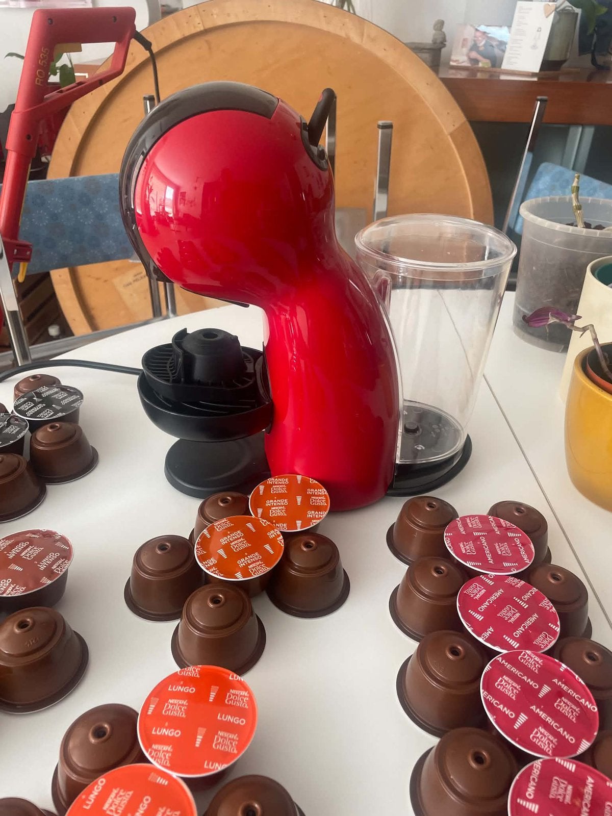 Dolce Gusto avec BEAUCOUP de capsules, Electroménager, Enlèvement, Utilisé, Cafetière, Dosettes et capsules de café