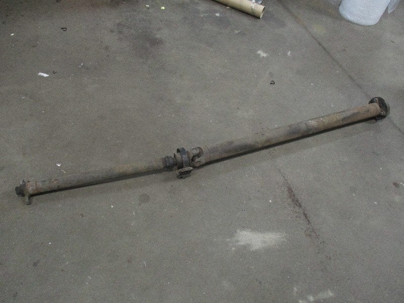 ARBRE DE TRANSMISSION ( PROPULSION ) / 8 (W115), Mercedes-Benz, Utilisé, Dialog.mb@mercedes-benz.com, Mercedes-Benz AG