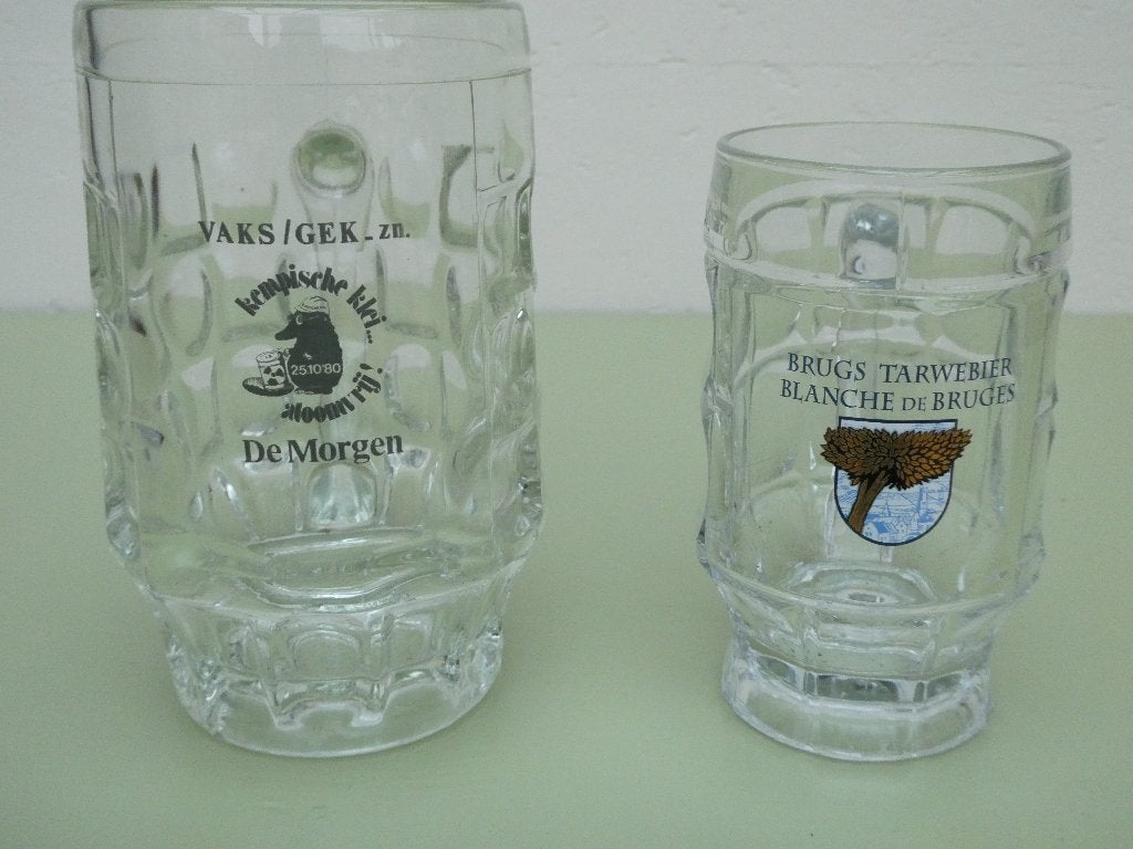 Deux verres à bière ou chopes à bière pour 3 euros ensemble, Enlèvement ou Envoi, Neuf, Verre à bière