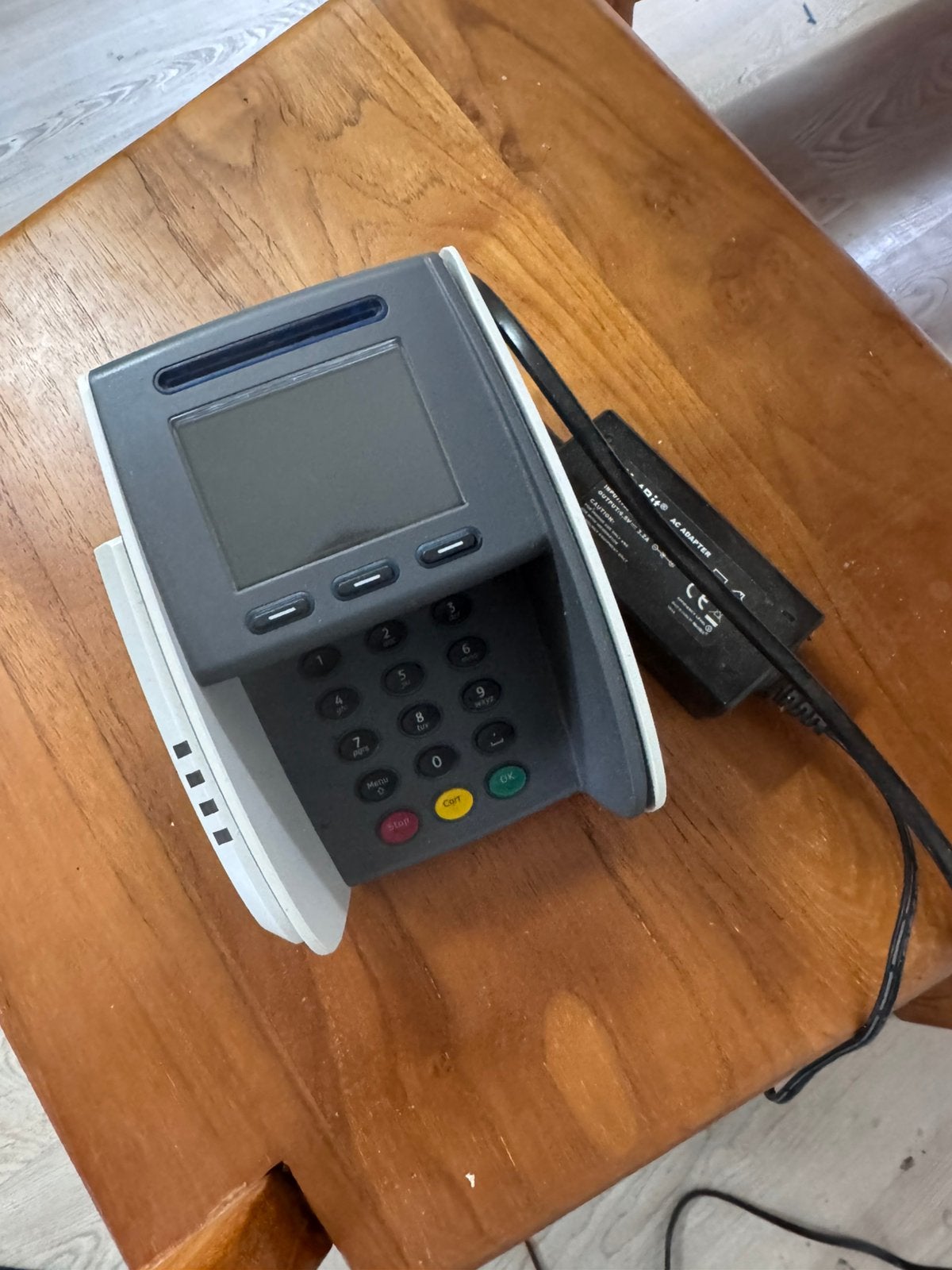 Betaalterminal met contactloos ., Ophalen