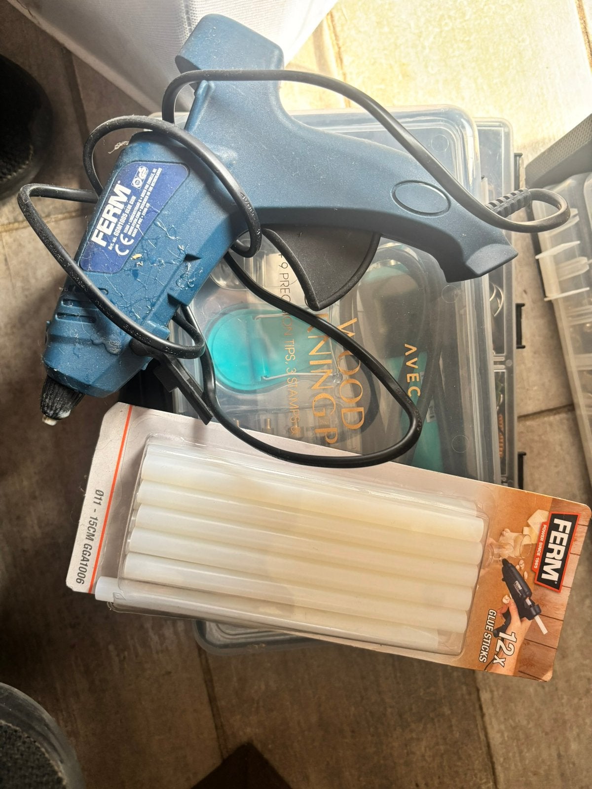 pyro graveur et pistolet à colle, Enlèvement, Comme neuf