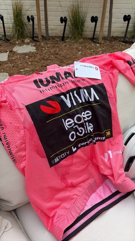 Fietstrui Giro d’Italia 2026 Castelli. (Visma Lease a Bike), Vélos & Vélomoteurs, Vêtements d'extérieur, Enlèvement ou Envoi, Castelli en RH++