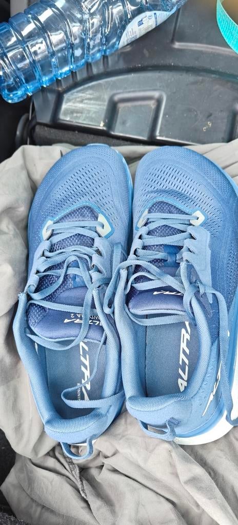 Loopschoenen altra  maat 45, Ophalen